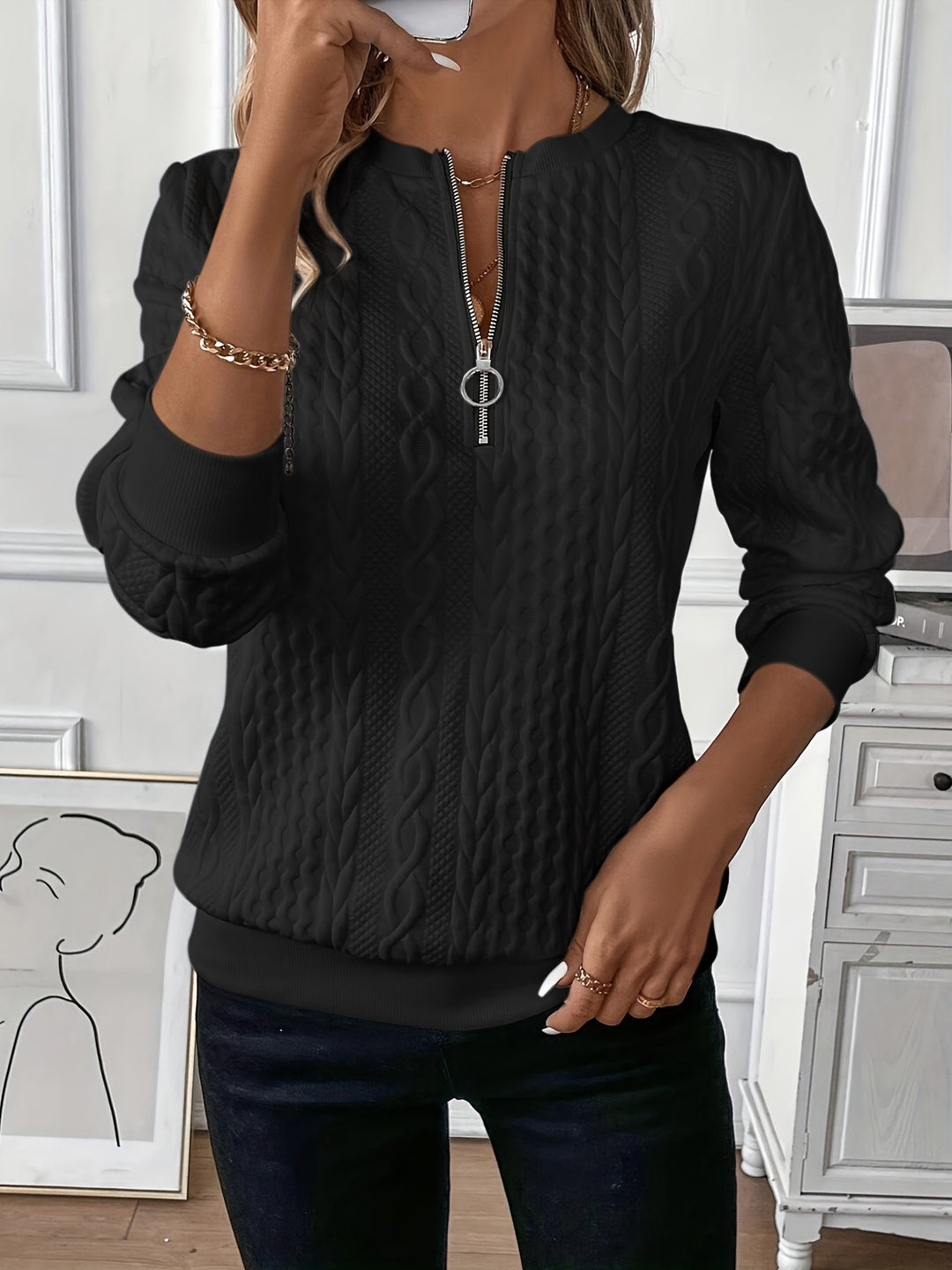 Emy | Chic Zip-Up Sweater