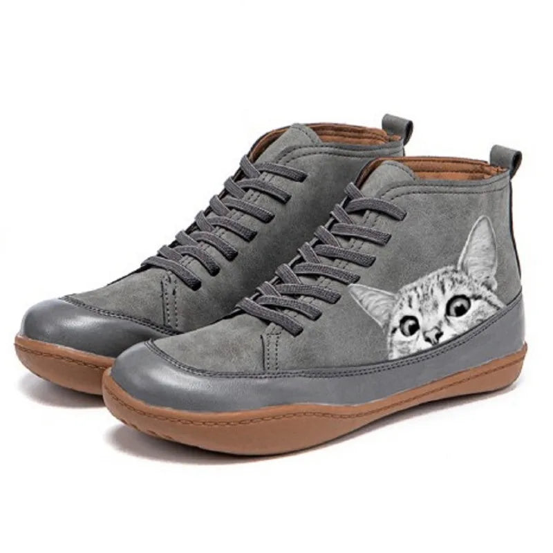 Luna | The Ideal Boots for Cat Enthusiasts
