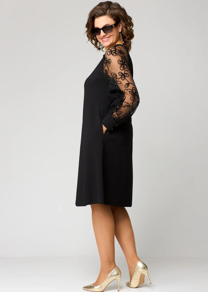Edyth™ Graceful Lace Gown