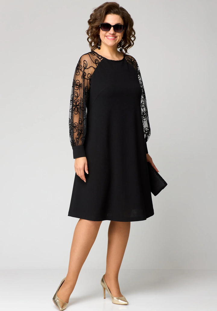 Edyth™ Graceful Lace Gown