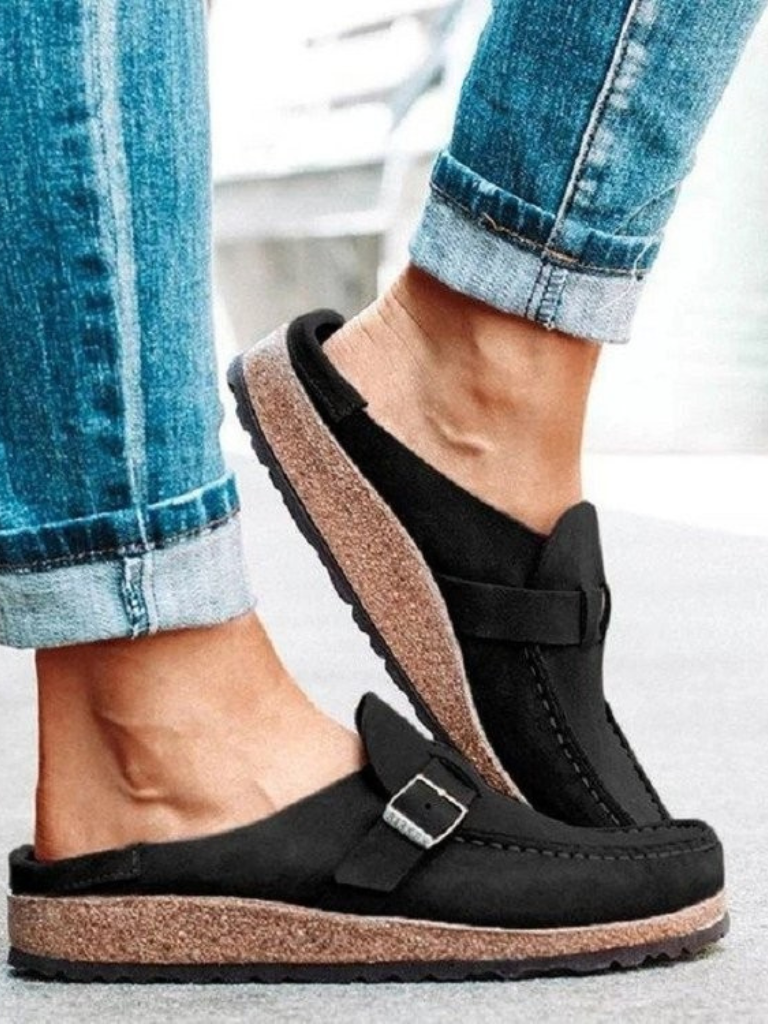 Lorie | Everyday Suede Buckle Mule