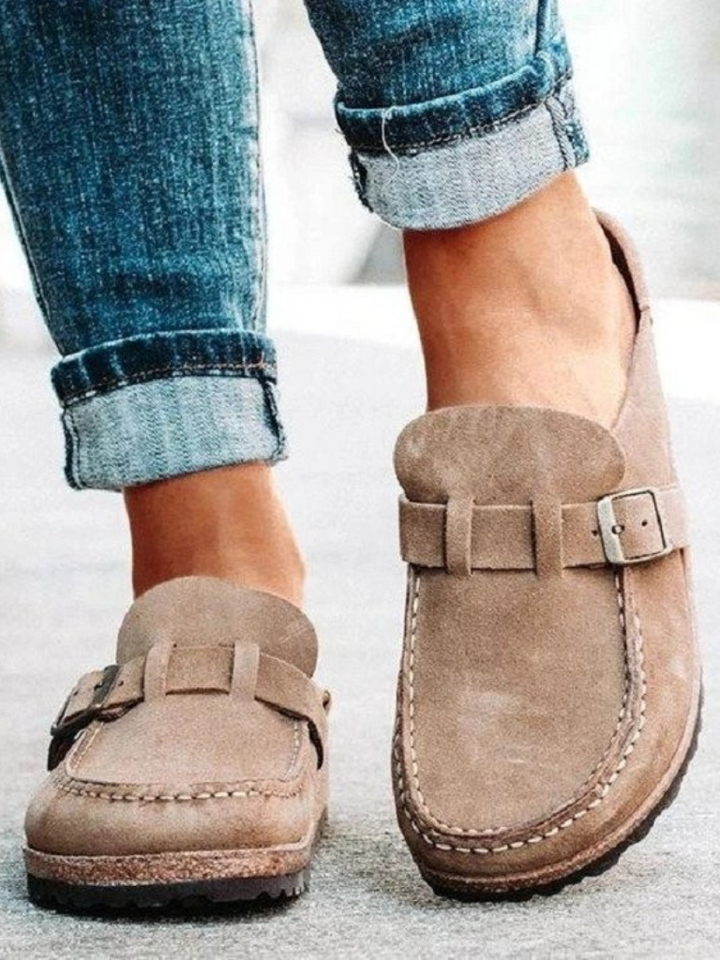 Lorie | Everyday Suede Buckle Mule
