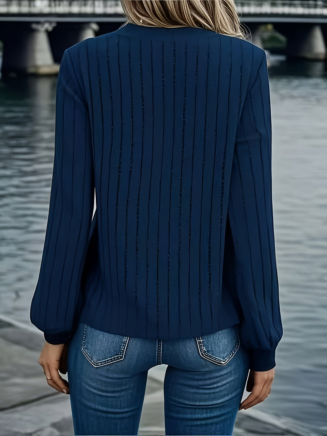 Ariana | Comfy V-Neck Knit Sweater