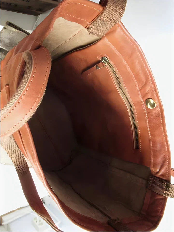 Amelia | Timeless Everyday Shoulder Bag